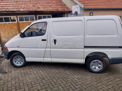 TOYOTA HI-ACE Hiace 2.5 D4-D 4x4 Panel Van Terra Long Dupla toloajtos.4x4-es