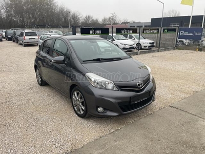 TOYOTA YARIS 1.33 Active+Design Panorámatető.137000km