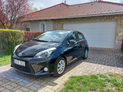 TOYOTA YARIS 1.5 HSD Active (Automata)