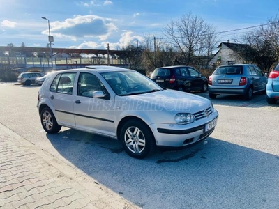 VOLKSWAGEN GOLF IV 1.6 25 év