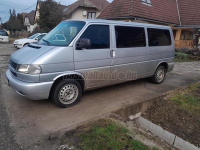 VOLKSWAGEN TRANSPORTER T4 2.5 Trans Van