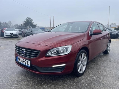 VOLVO V60 2.0 D [D2] Momentum VEZÉRLÉS CSERÉLVE-VONÓHOROG-FRISS MÜSZAKI!CSERE-LEHET