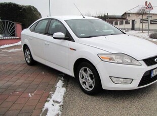 Ford Mondeo 2.0 Ghia 2010-Es Modell. Frissen sz...