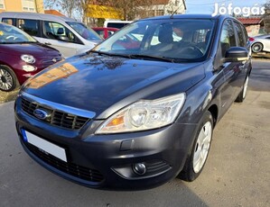 Ford Focus 1.4 Fresh Vezetett SZ.Konyv/Két Kulcs