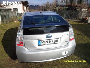 Toyota prius 4-es 1.8 hibrid 240000km-el eladó