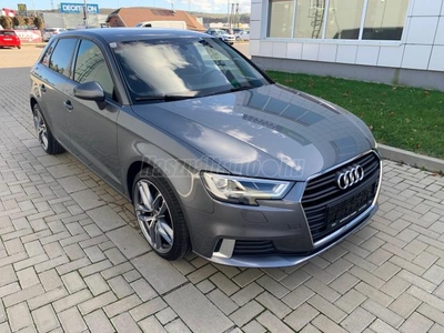 AUDI A3 Sportback 1.6 TDI Sport S-tronic FACELIFT!