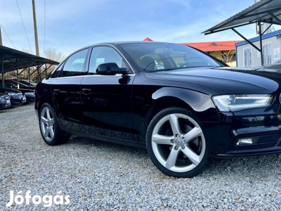 AUDI A4 2.0 TDI Sedan/BI-Xenon/M.O-I/150LE/Kézi...