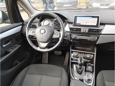 BMW 218d Advantage (Automata) Magyar! 1Tulaj! Szervizkönyv!