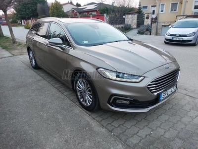 FORD MONDEO 2.0 TDCi Titanium M.o-i.LED FÉNYSZÓRÓK.KAMERA.NAVI.AUTOMATA PARKOLÁS.FACELIFT.8 KERÉK.VÉGIG SZERVI