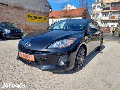 Mazda 3 Sport 1.6 D Takumi EURO 5 Digit Klíma T...