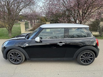 MINI COOPER 1.5(Automata)