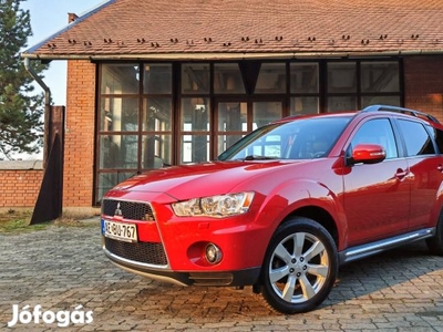 Mitsubishi Outlander 2.2D 177le 7 személyes