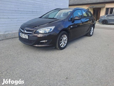 Opel Astra J 1.6 Selection EURO6