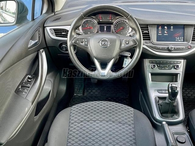 OPEL ASTRA K Sports Tourer 1.4 T Enjoy / Mo-i!/ 1. Tulaj!/ 63eKm!/ Vezetett SZK!/ Ülés-Kormány fűtés!