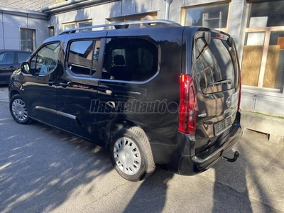 OPEL COMBO Life 1.2 T Enjoy XL (7 személyes ) 42 e km