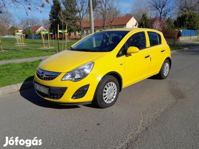 Opel Corsa D Selection 83 ezer km Magyar Sz.kön...