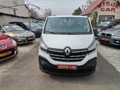 RENAULT TRAFIC 2.0 Energy dCi 170 L2H1 2,9t Pack Comfort S&S M.o.-i! 1.TULAJ! 98eKm! 170LE! 3FŐS! KLÍMA! LED LÁMPA! TEMPOMAT! T.KAMERA!