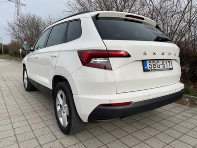 SKODA KAROQ 1.6 TDI SCR Style Új korától magyar.valós kilométer.vezetett szervíz.távolságtartó tempomat.friss