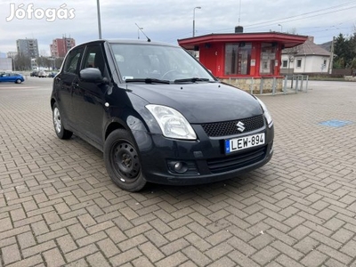 Suzuki Swift 1.3 GLX CD AC Mistic Plus Digitklí...