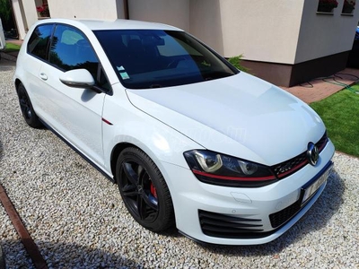 VOLKSWAGEN GOLF VII 2.0 TSI BMT GTI 1Tulaj-168ekm-Szkönyv-Navi-BiXenonLed-Performance