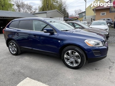 Volvo XC60 2.4 D [D4] Ocean Race Geartronic MAG...