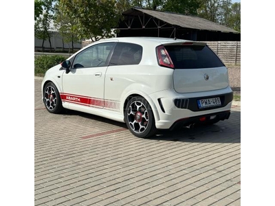 ABARTH PUNTO EVO 1.4 MultiAir Frissen nagyszervizelve!