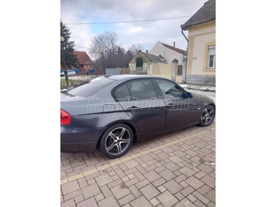 BMW 320d E90