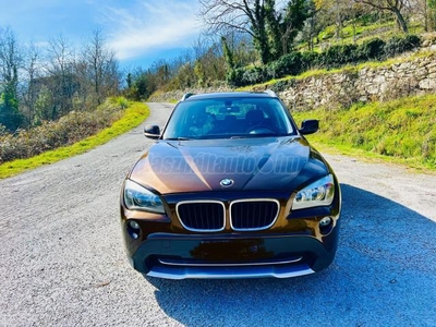 BMW X1 sDrive18d KÜLÖNLEGES SZÍN