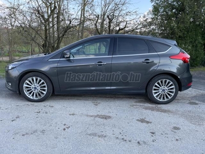 FORD FOCUS 1.5 EcoBlue Titanium