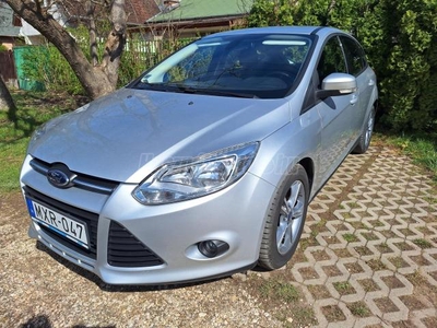 FORD FOCUS 1.6 TDCi Technology Mo.i. Sérülésmentes