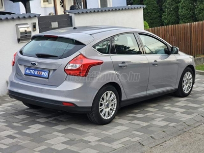 FORD FOCUS 1.6 Ti-VCT Titanium 125 LE - Bi-Xenon - SONY Hi-Fi - 41.630 km