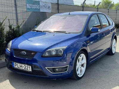 FORD FOCUS 2.5 turbo ST