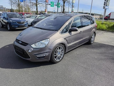 FORD S-MAX 2.0 TDCi Titanium BŐR BELSŐ!!!!NAVIGÁCIÓ!!!!DUPLA DIGIT KLÍMA!!!!!FRISS MŰSZAKI!!!!