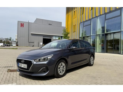 HYUNDAI I30 1.4 MPi GO!