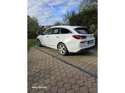 HYUNDAI I30 Fastback 1.4 T-GDi Premium DCT