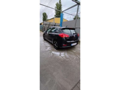 KIA CEE'D 1.4 CVVT EX