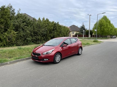 KIA CEE'D 1.4 CVVT LX 5 ajtó-Klíma