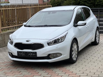 KIA CEE'D 1.6 GDI Limitált Prémium Garantált km! Kitűnő állapot! Magas felszereltség!