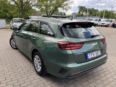 KIA CEE'D Ceed SW 1.0 T-GDI Silver MY22-es modell. Magyar. Szervizkönyv. Kamera. Áfás