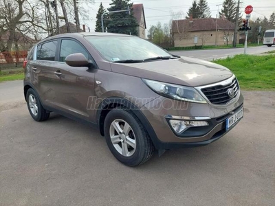 KIA SPORTAGE 1.7 CRDi LX friss vizsga-145e.km-magyarországi