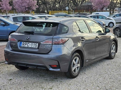 LEXUS CT 200h Comfort (Automata)