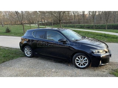 LEXUS CT 200h Comfort (Automata)