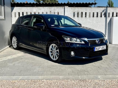 LEXUS CT 200h Executive&Navigation (Automata) NAVI / KAMERA / LED/ 1 ÉV GARANCIA