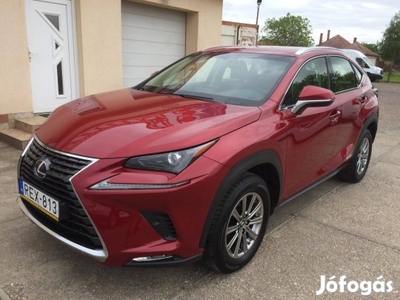 Lexus NX 300h Elegance CVT M.o-i!Szép állapotba...