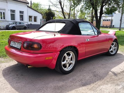 MAZDA MX-5 1.6i DOHC