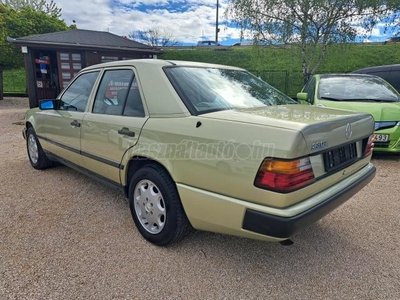 MERCEDES-BENZ 230 E W124 119.000.Km! Napfénytető! Automata! ABS!