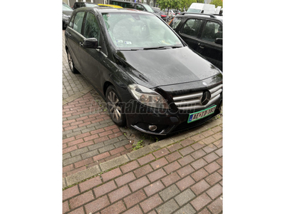 MERCEDES-BENZ B 180 CDI