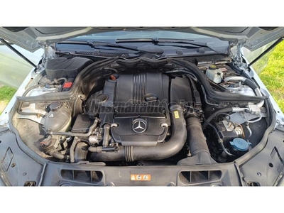 MERCEDES-BENZ C 180 CGI BlueEFFICIENCY Elegance