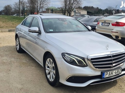 Mercedes-Benz E 220 d 9G-Tronic