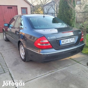 Mercedes Benz E320-4Matic